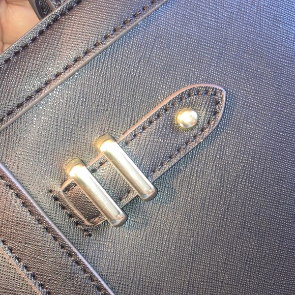 Liz Claiborne black 3 ZIPPER SATCHEL. With crossbody strap NWT - Picture 3 of 9